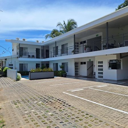 Hotel Marino Ballena Увита Экстерьер фото
